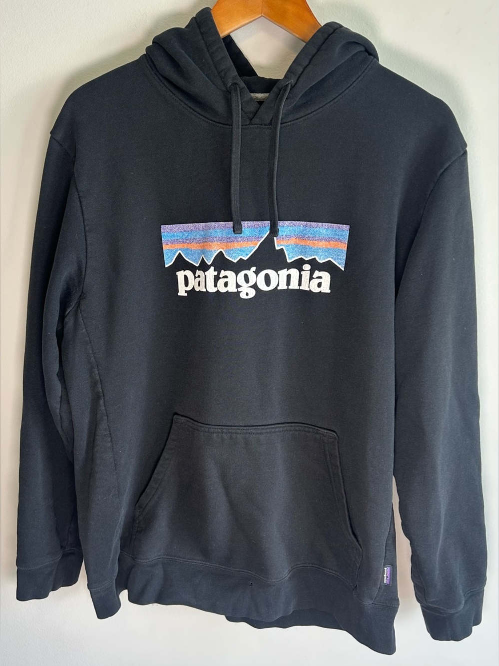 Patagonia Uprisal Hoodie Black Fleece Pullover Sweater Men’s L Graphic Logo